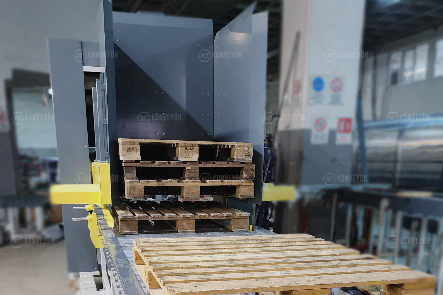 Pallet magazine