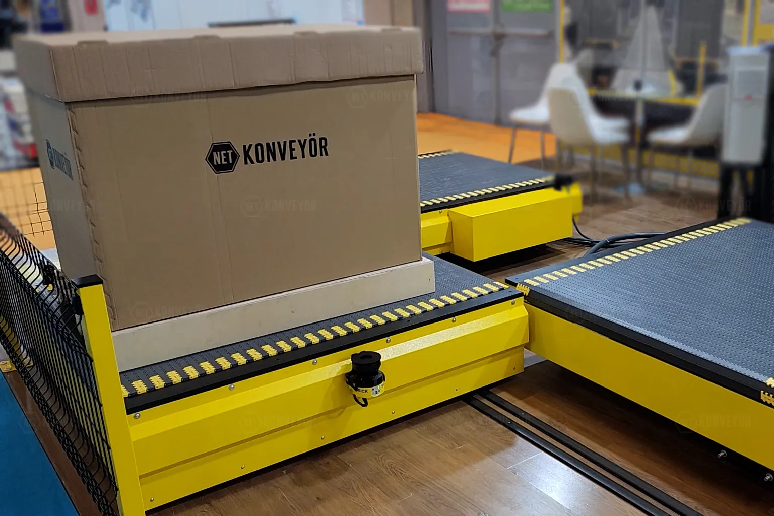 Shuttle Conveyor