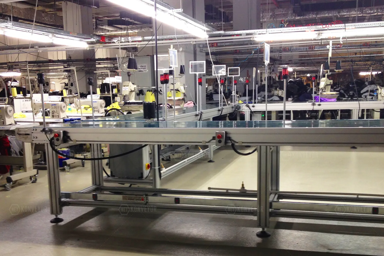 assembly line conveyor system