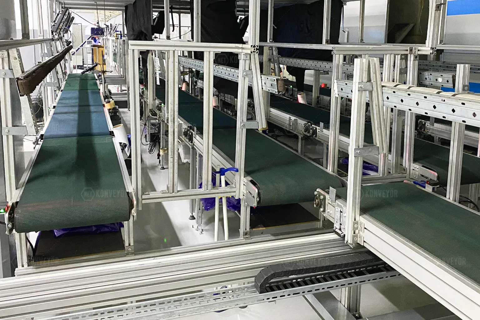 assembly line conveyor system