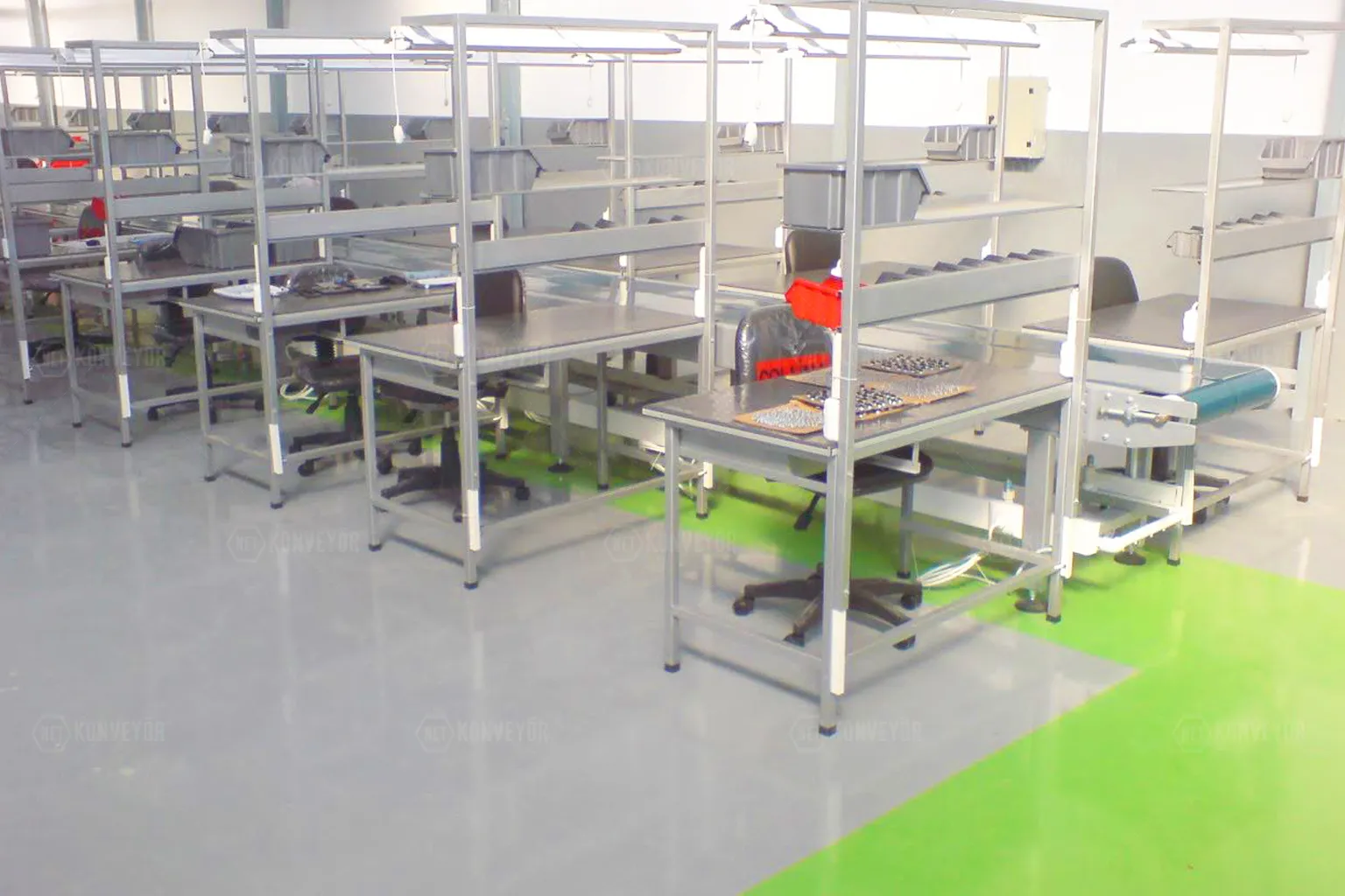 assembly line conveyor system