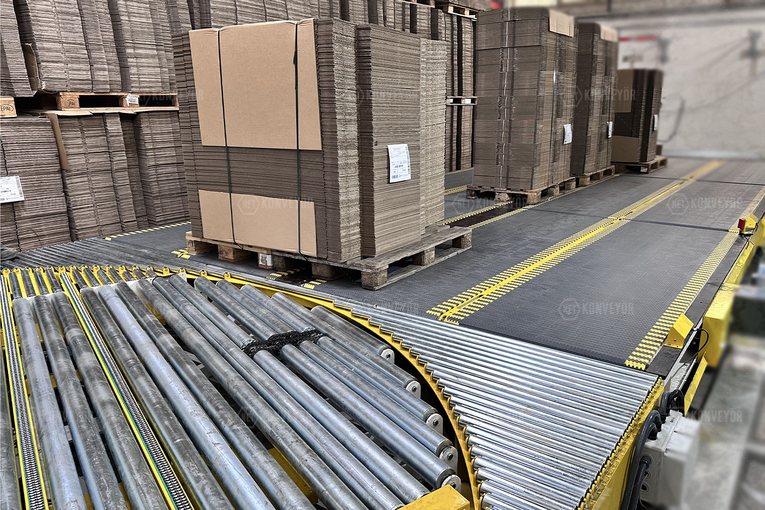 Corrugated Cardboard Turntable Conveyor